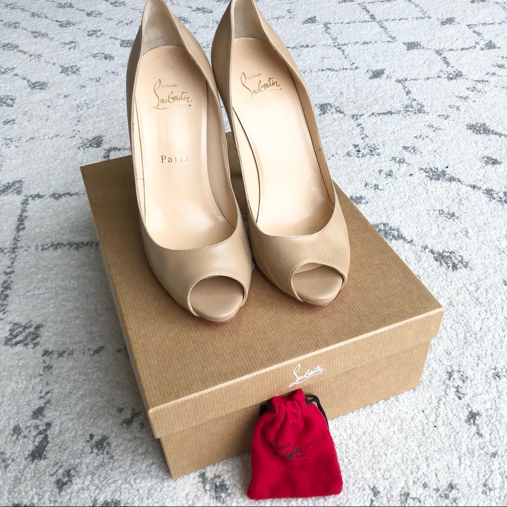 Christian Louboutin Nude Natural Flo Pumps Shoes